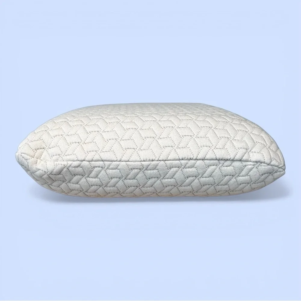Small Memory Foam Pillow Compressible‎ Medium Firm Breathable Bamboo Cover
